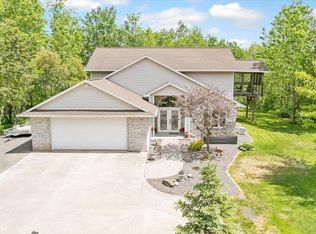 920 Almac Dr, Proctor, MN 55810