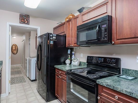 5th image of 3505 Tremonte Cir N