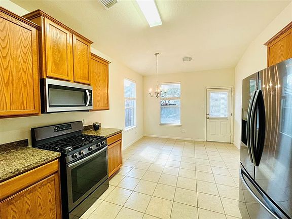 4th image of 6326 Richland Hills Dr