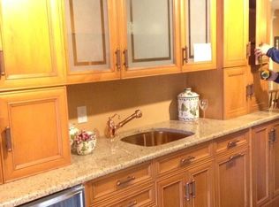 200 Woburn St #1, Medford, MA 02155