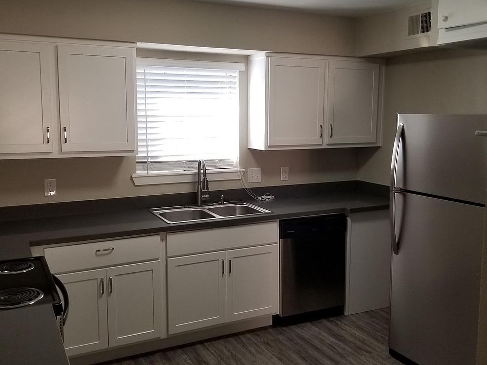 Updated Large Kitchen