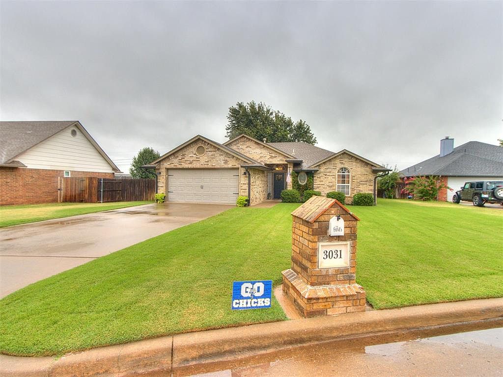 3031 Heatherwood Dr, Chickasha, OK 73018 | Zillow