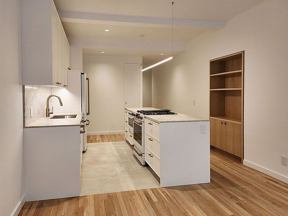 5th image of 250 W 88th St APT 307