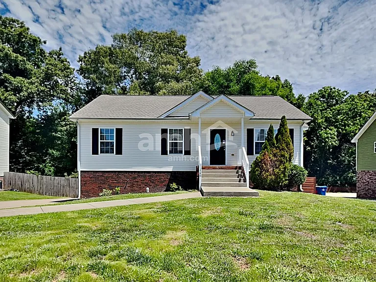 1740 Ridge Runner Ct — Photo 1