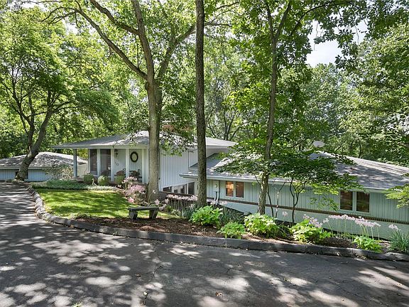 2nd image of 9572 Sunny Creek Ln