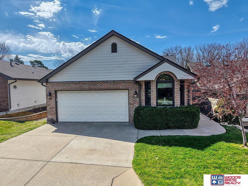 1st image of 6925 Forest Lake Blvd
