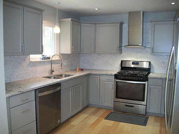3rd image of 103 Belleauwood Blvd