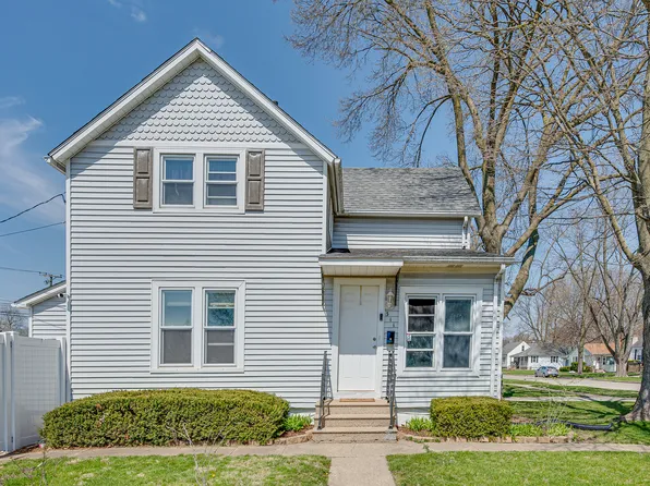 311 N Forest Ave, Bradley, IL 60915