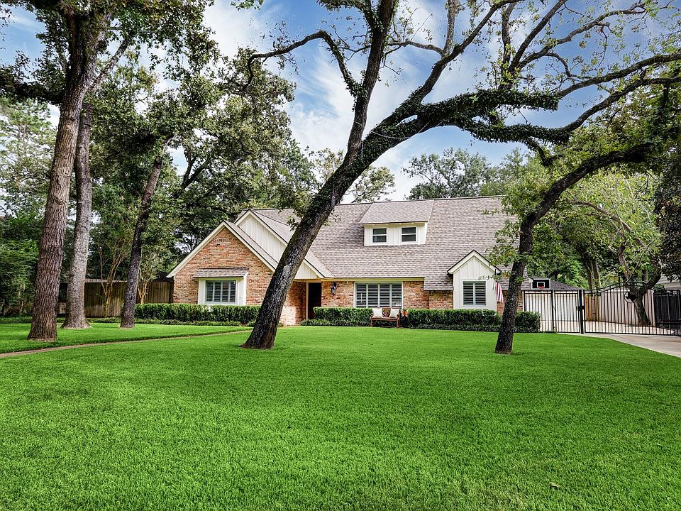 1st image of 14107 River Forest Dr