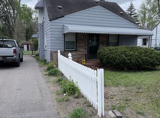 27045 Shiawassee Rd, Southfield, MI 48033