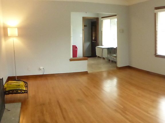 3rd image of 3555 Holmes Ave S