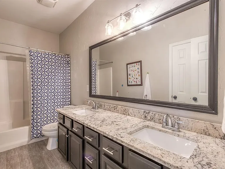 3901 W Canton St — Photo 11