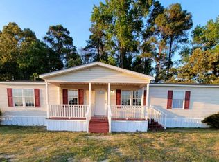 61 Dewitt Dr, Parkton, NC 28371