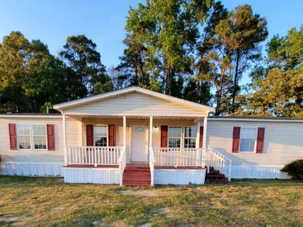 61 Dewitt Dr