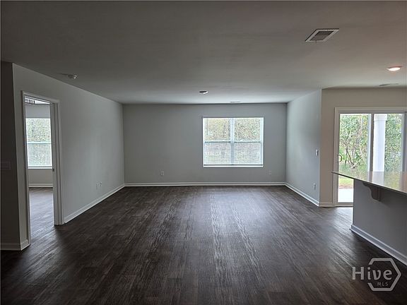 4th image of 100 Ponderosa Loop