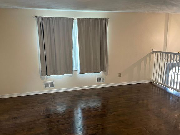 4th image of 75 Sperry Dr