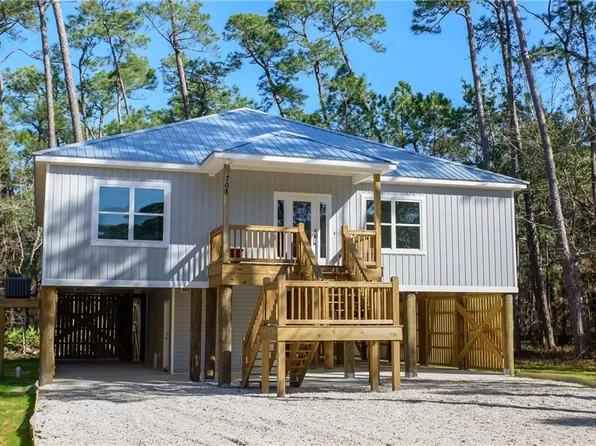 708 Indian Pl, Dauphin Island, AL 36528