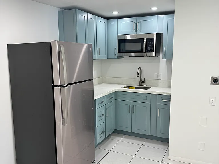 1088 Kahili St — Photo 2