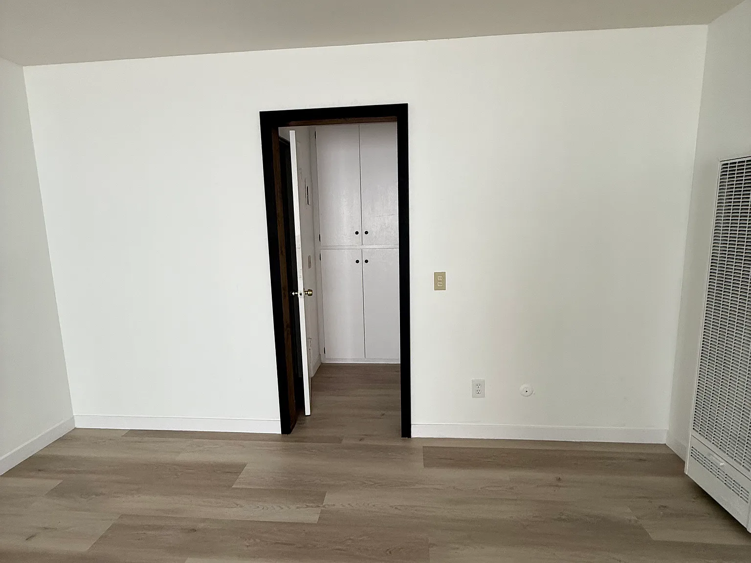 Studio, 450 sqft, $1,600 — Photo 1