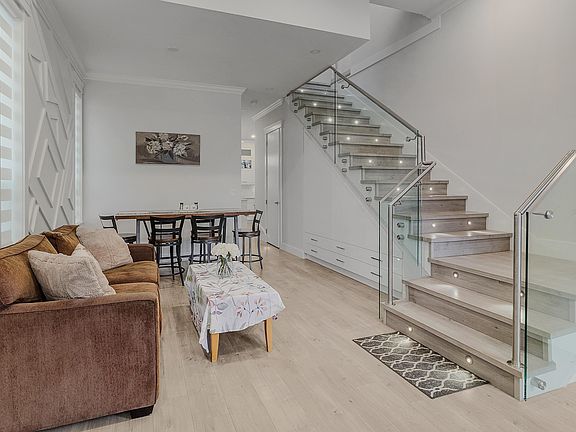 5th image of 5901 141st St