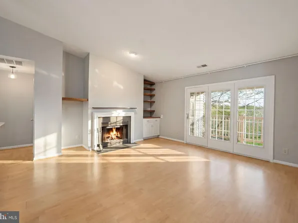 7513 Ashby Ln Unit L, Alexandria, VA 22315