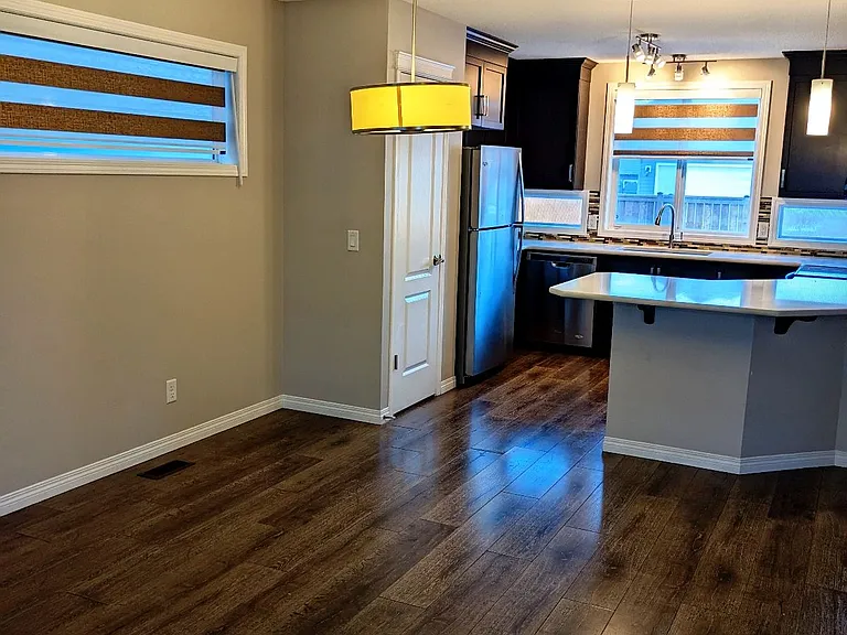 58 Cranford Bay SE — Photo 4