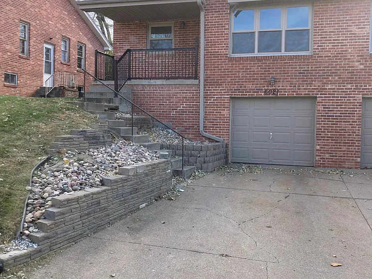 6021 Birch St — Photo 1