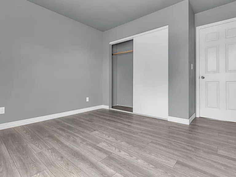 1517 E L St — Photo 11