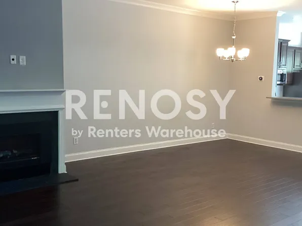 2422 Tenor Ln, Alpharetta, GA 30009