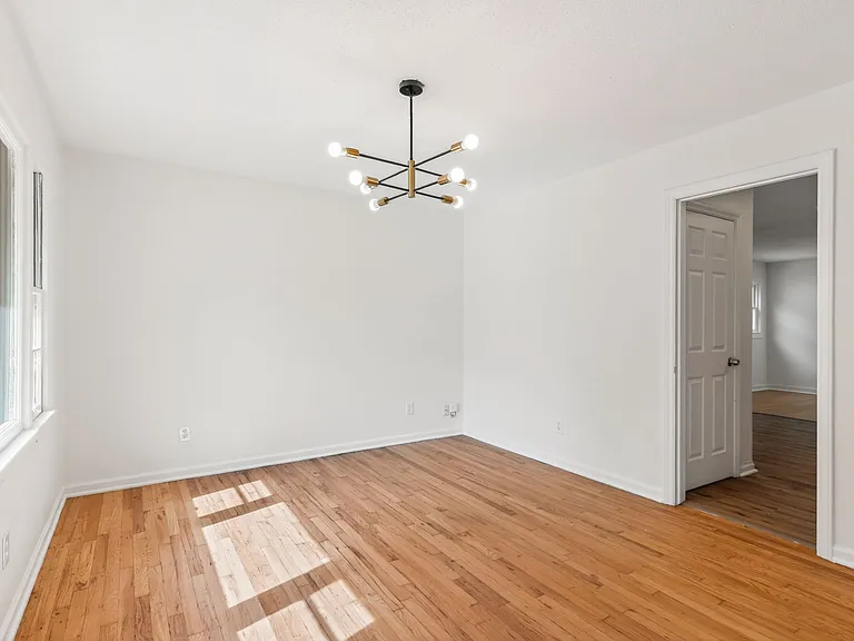 6041 Walrond Ave — Photo 23