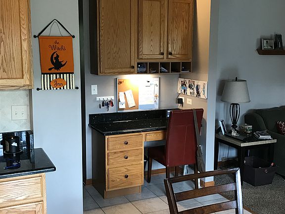 4th image of 24627 W Lincolnway St