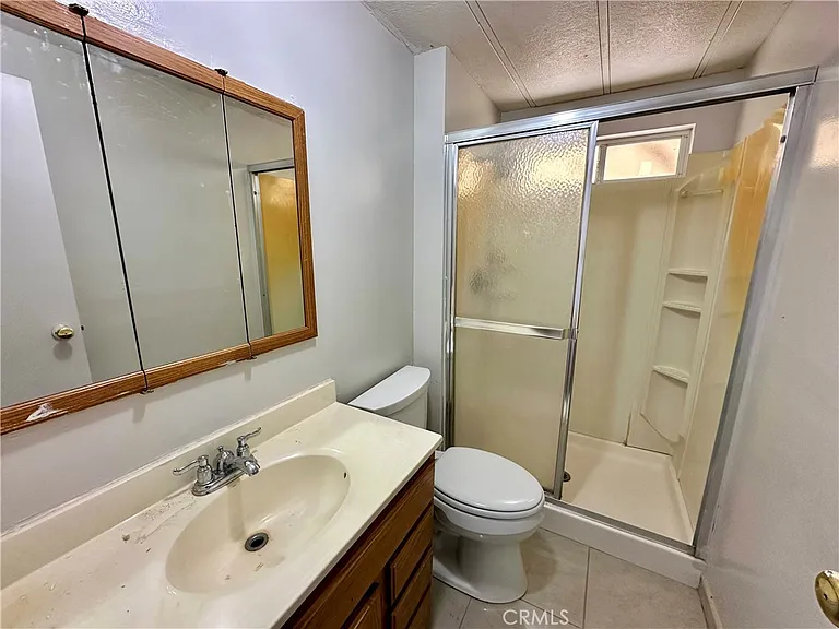 11550 White Rd #B — Photo 9