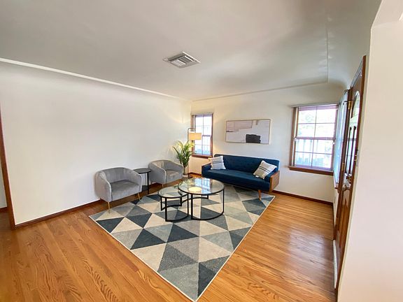 3rd image of 4239 Lindblade Dr