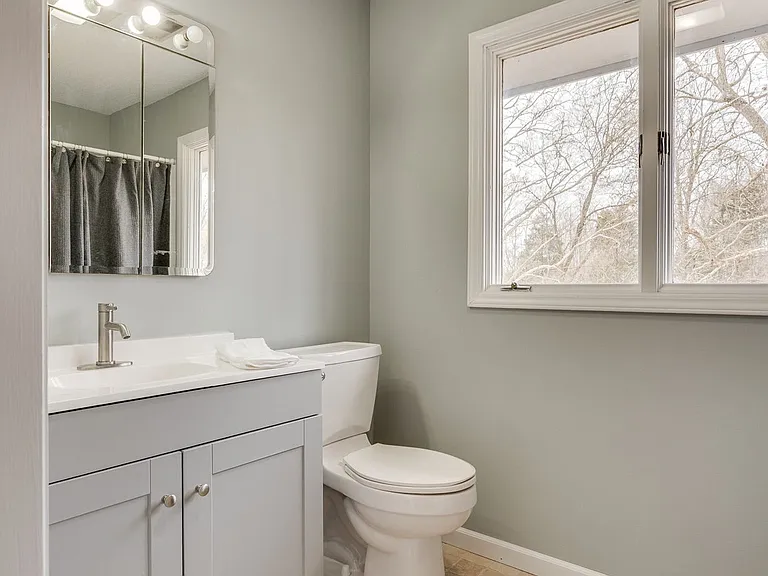 Emerald Dr — Photo 21