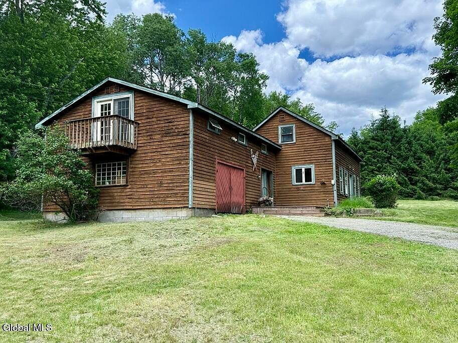 1st image of 1037 Valentine Pond Road