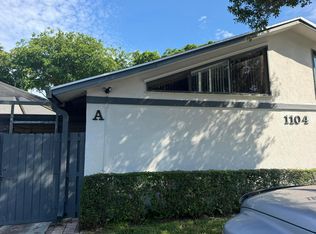 1104 SUMMIT TRAIL Circle #A, West Palm Beach, FL 33415