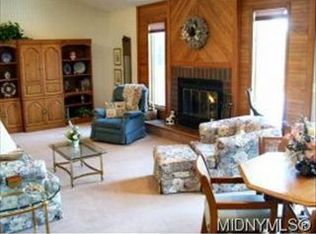 214 Valley View Rd, New Hartford, NY 13413