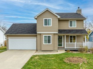 3235 5th St, Marion, IA 52302