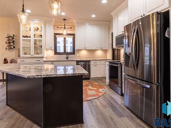 4th image of 6211 S Cimarron Pl
