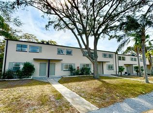 11938 133rd Ave N APT 2, Largo, FL 33778