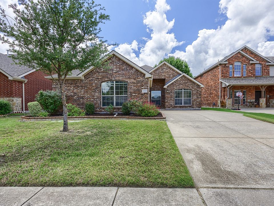 1st image of 1212 Bowie Ct
