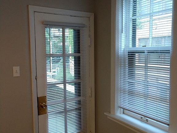 5th image of 1333 W Fargo Ave APT 1N