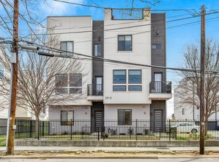 3816 Roseland Ave #B100, Dallas, TX 75204