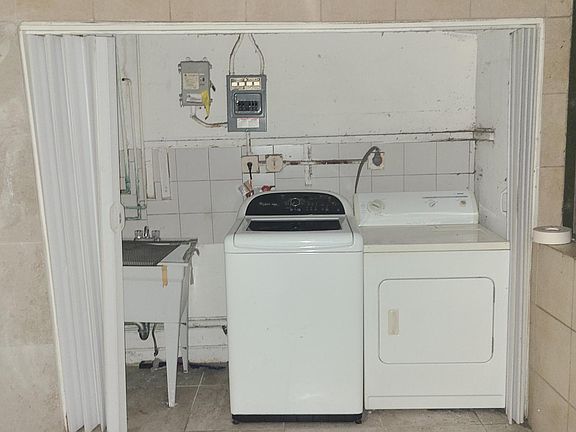 3rd image of 20350 W Country Club Dr #1024