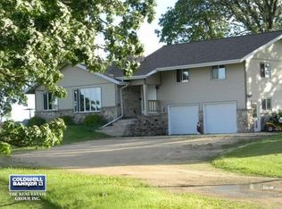 W3925 Old Green Lake Rd, Princeton, WI 54968