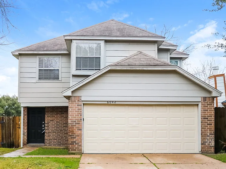 6042 Beaconridge Dr — Photo 1