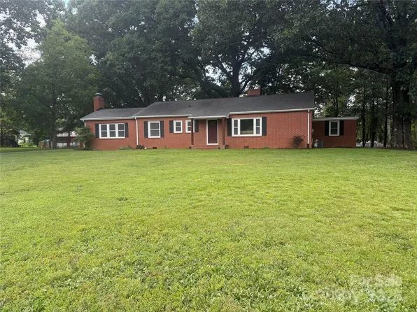 148 Barium Ln, Statesville, NC 28677