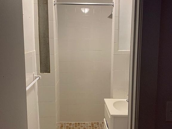 5th image of 601 W 141st St APT 1D