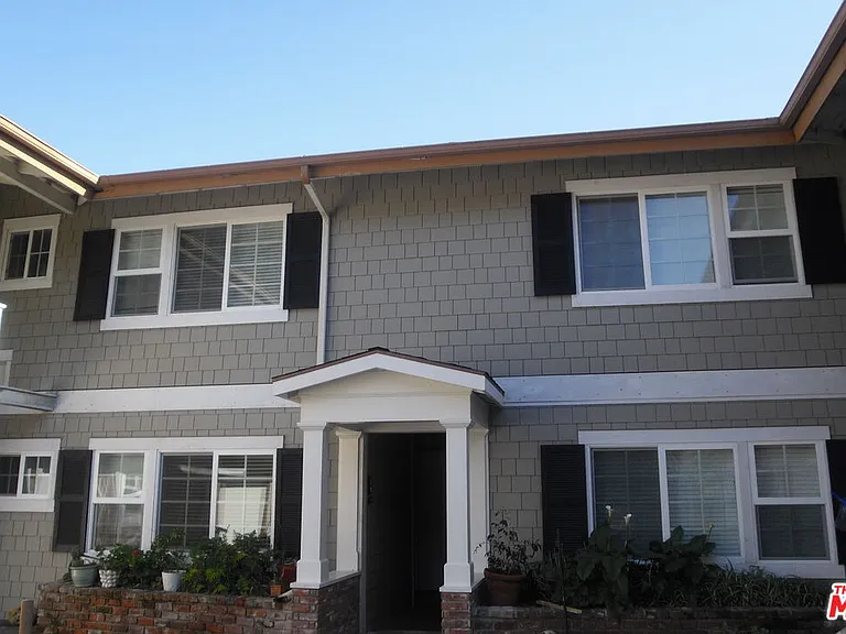 22852 Pacific Coast Hwy #F — Photo 1