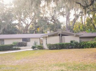 2656 Red Fox Rd, Orange Park, FL 32073